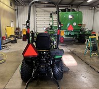 2022 John Deere 1025R Thumbnail 3