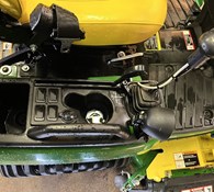 2022 John Deere 1025R Thumbnail 12