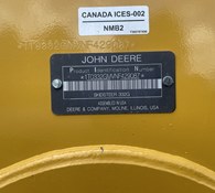 2022 John Deere 332G Thumbnail 2