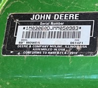 2021 John Deere 2032R Thumbnail 10