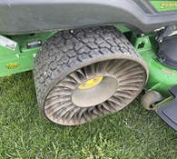 2020 John Deere Z930M Thumbnail 17