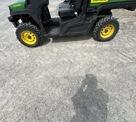 2023 John Deere XUV 835E Thumbnail 11