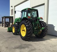 2018 John Deere 6195M Thumbnail 7