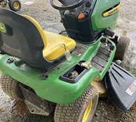 2010 John Deere X300 Thumbnail 5