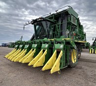 2018 John Deere CP690 Thumbnail 1