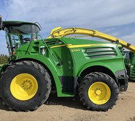 2017 John Deere 8700 Thumbnail 3