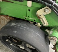 2015 John Deere 1775NT Thumbnail 33