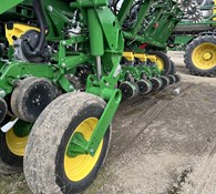 2022 John Deere 1795 Thumbnail 7