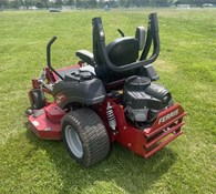 2019 Ferris ISX™ 800 Zero Turn Mowers 5901746 Thumbnail 3