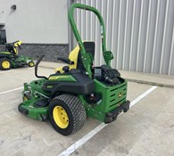 2023 John Deere Z930M Thumbnail 2