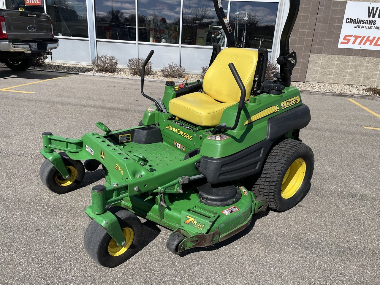 John Deere Z820A Zero Turn Mower For Sale in Fulton Illinois