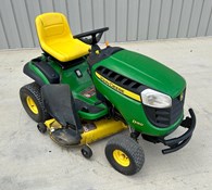 2011 John Deere D150 Thumbnail 4