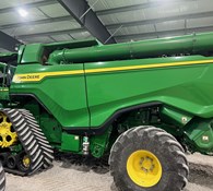 2023 John Deere X9 1000 Thumbnail 1