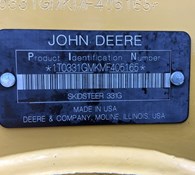 2021 John Deere 331G Thumbnail 34