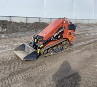 2016 Ditch Witch SK755 Thumbnail 1