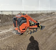 2016 Ditch Witch SK755 Thumbnail 3