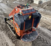 2016 Ditch Witch SK755 Thumbnail 4