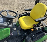 2018 John Deere 1025R Thumbnail 9