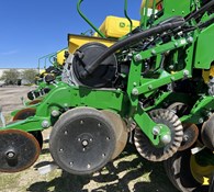 2021 John Deere 1795 Thumbnail 6