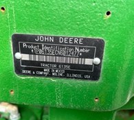 2022 John Deere 6135E Thumbnail 9