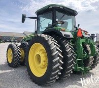 2023 John Deere 8R 340 Thumbnail 2