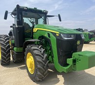 2022 John Deere 8R 230 Thumbnail 3