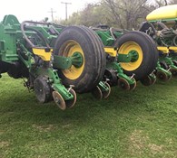 2019 John Deere 1775NT Thumbnail 8