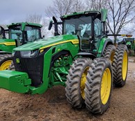 2023 John Deere 8R 250 Thumbnail 1