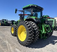 2023 John Deere 7R 210 Thumbnail 3