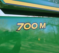 2023 John Deere 700M Thumbnail 8