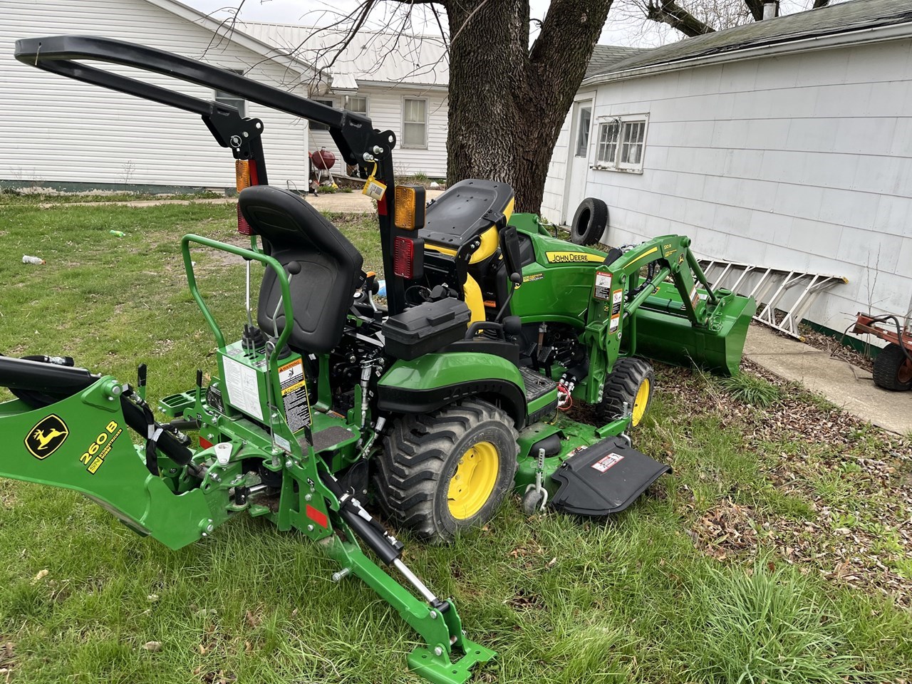 2022 John Deere 1025R Compact Utility Tractor For Sale in Curryville