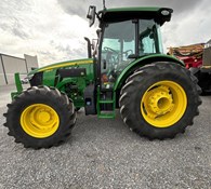 2023 John Deere 5125M Thumbnail 5