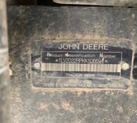2019 John Deere 2032R Thumbnail 16
