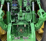 2011 John Deere 8285R Thumbnail 9