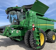 2019 John Deere S770 Thumbnail 2