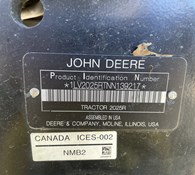 2022 John Deere 2025R Thumbnail 36