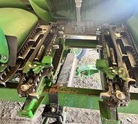 2016 John Deere 608C Thumbnail 9