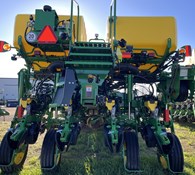 2023 John Deere 1775NT Thumbnail 8