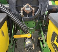 2001 John Deere 1760 Thumbnail 18