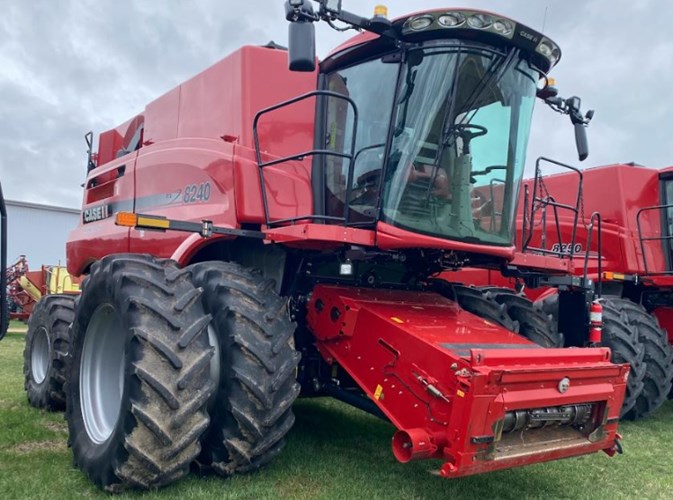 2018 Case IH 8240 Combine For Sale