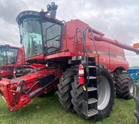 2018 Case IH 8240 Thumbnail 2