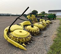 2020 John Deere 772 Thumbnail 8