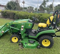 2017 John Deere 1025R Thumbnail 1