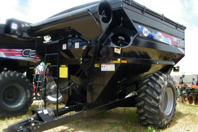 2026 J&M Manufacturing Co. Inc 750 Grain Cart For Sale 2026 J&M Manufacturing Co. Inc 750 Grain Cart For Sale
