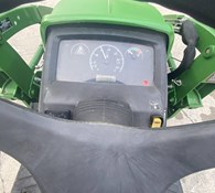 2021 John Deere 1025R Thumbnail 2