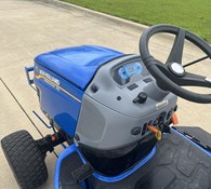 2019 New Holland Workmaster 25S Thumbnail 11