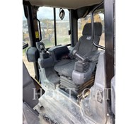 2022 Caterpillar D4 CAB Thumbnail 13