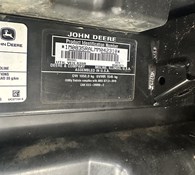 2021 John Deere XUV 835R Thumbnail 6