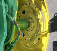 2013 John Deere 8285R Thumbnail 21