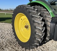 2013 John Deere 8285R Thumbnail 33